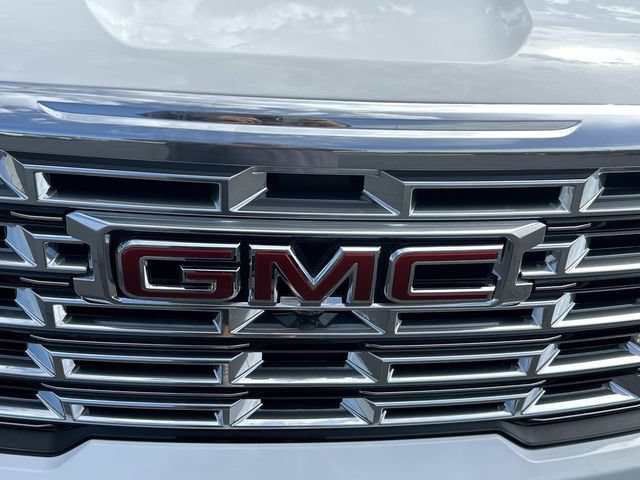 Certified 2025 GMC Acadia Denali w/ Super Cruise Package AWD/4WD image 31