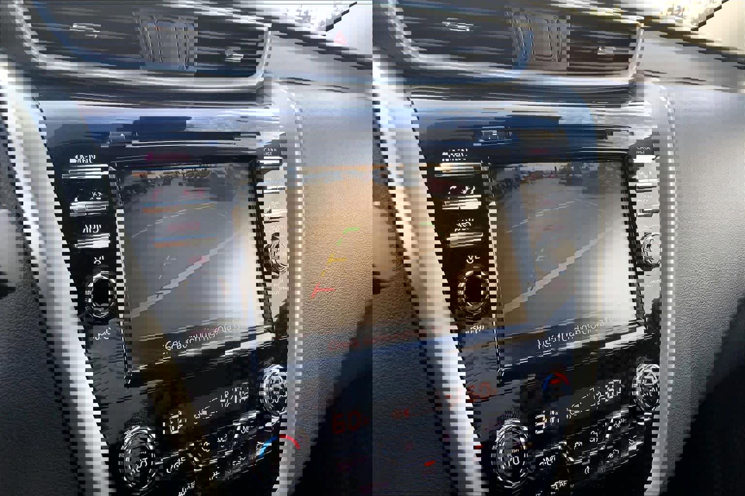 Used 2023 Nissan Murano SV image 27