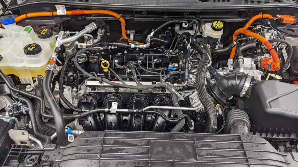 Used 2025 Lincoln Corsair Grand Touring w/ Towing Package image 43