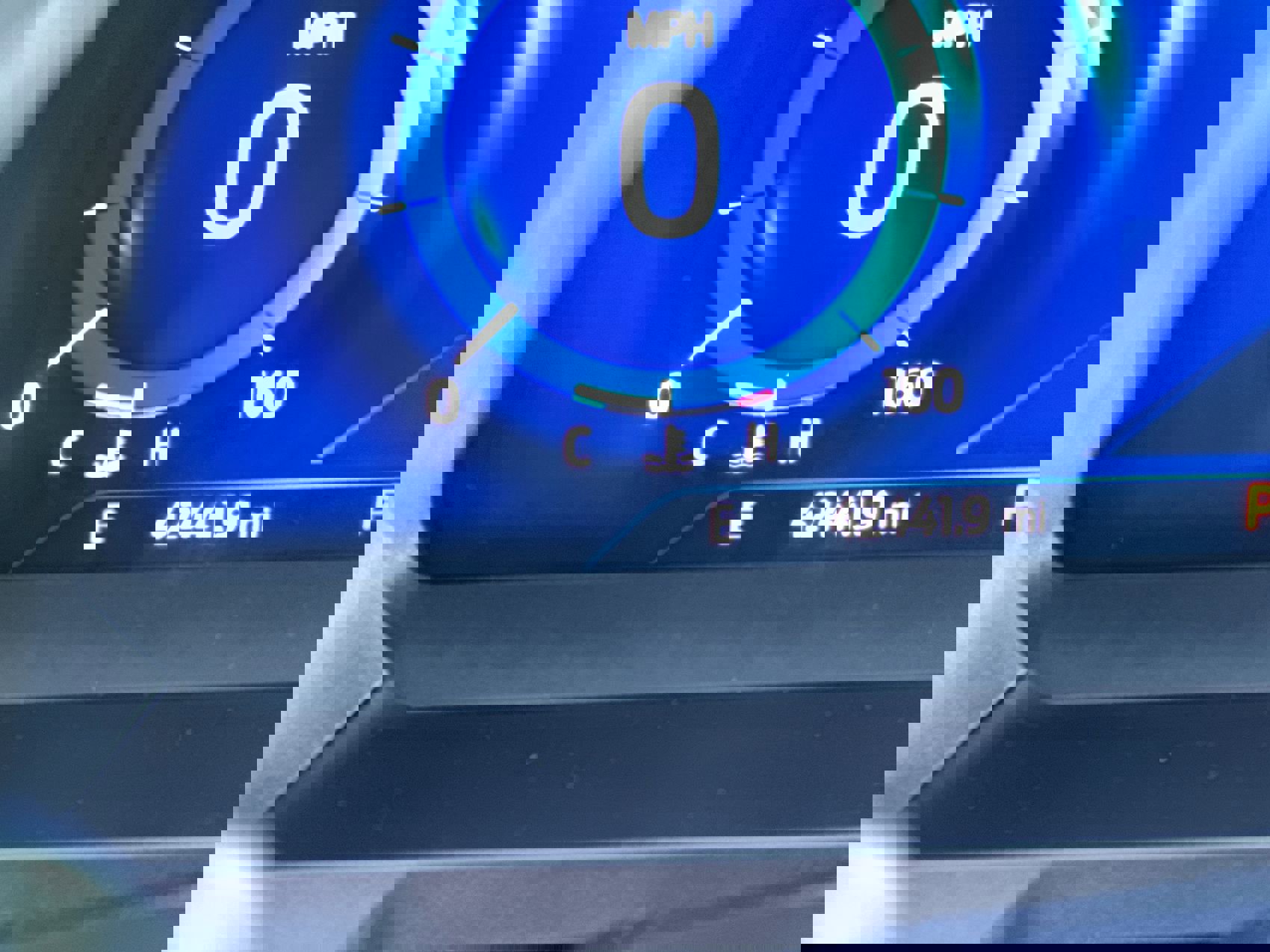 Used 2020 Ford Explorer ST image 15