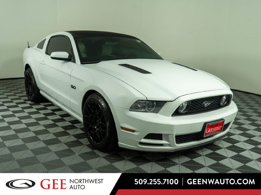 Used 2014 Ford Mustang GT RWD image 1