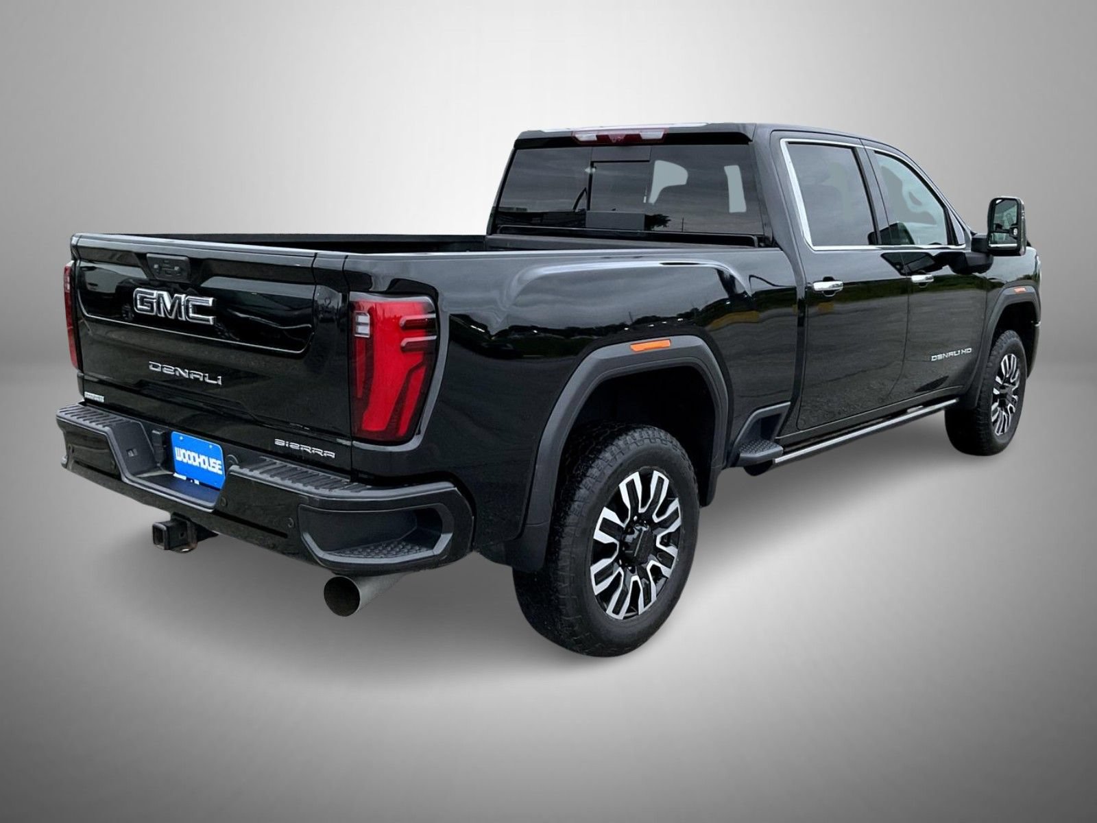 Certified 2024 GMC Sierra 2500 Denali Ultimate AWD/4WD image 5