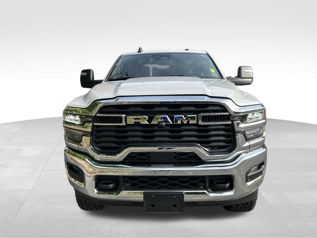 Used 2025 RAM 2500 Big Horn AWD/4WD image 9