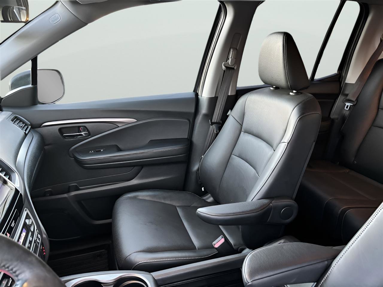 Used 2020 Honda Ridgeline RTL image 14