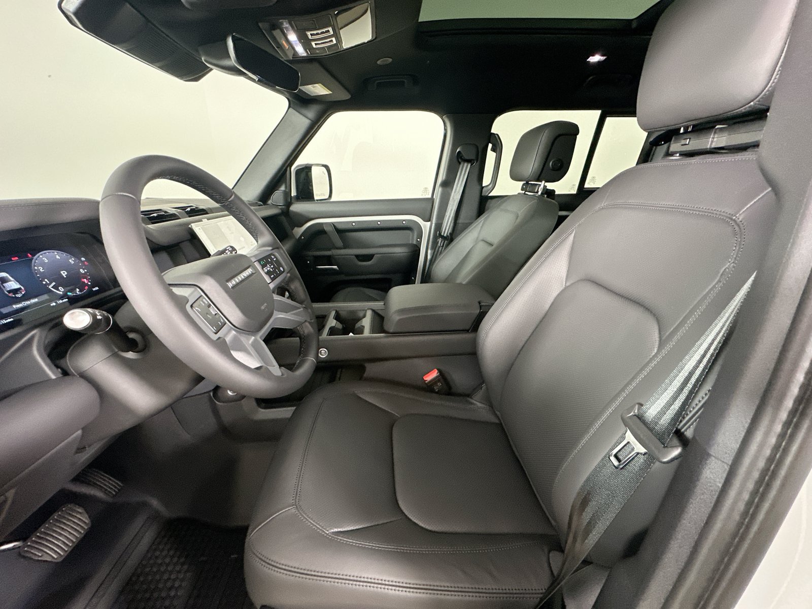 New 2026 Land Rover Defender 110 X-Dynamic SE AWD/4WD image 34