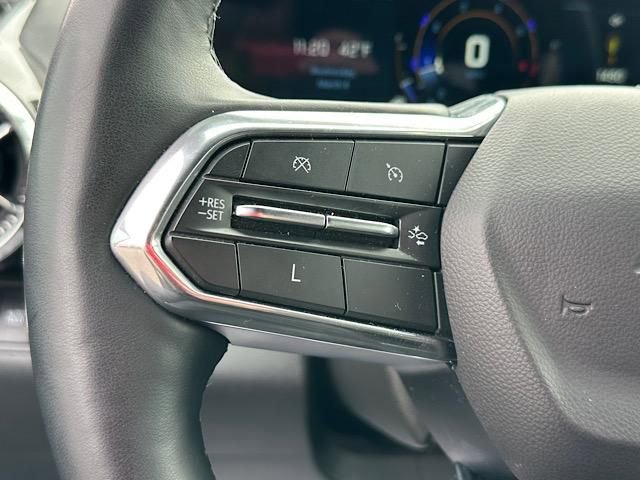 Used 2025 Chevrolet Equinox LT image 21