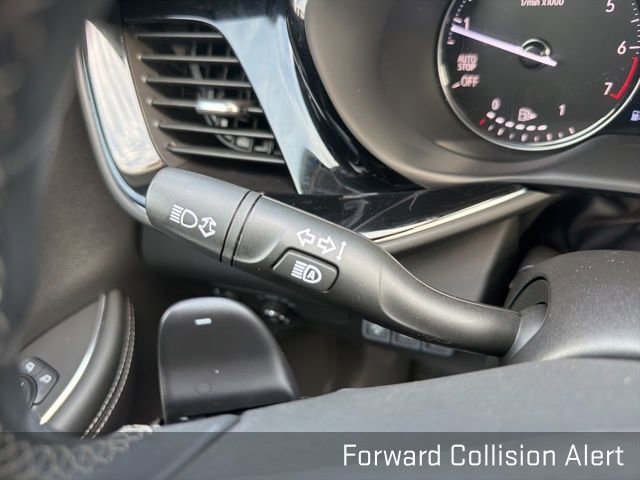 Used 2023 Buick Envision Avenir image 37