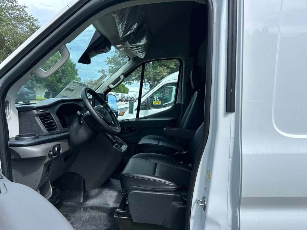 New 2026 Ford Transit 250 148 High Roof AWD w/ Load Area Protection Package image 9