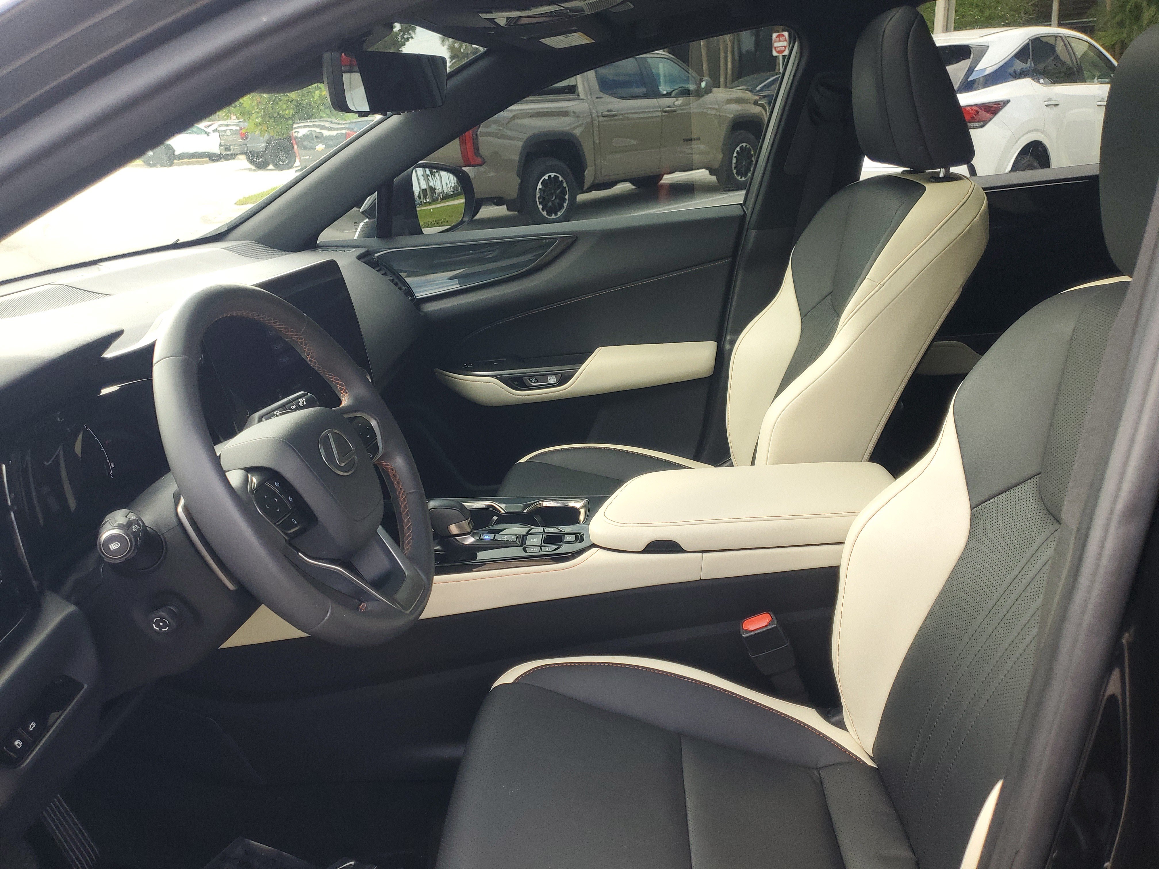 Used 2022 Lexus NX 350 AWD image 19