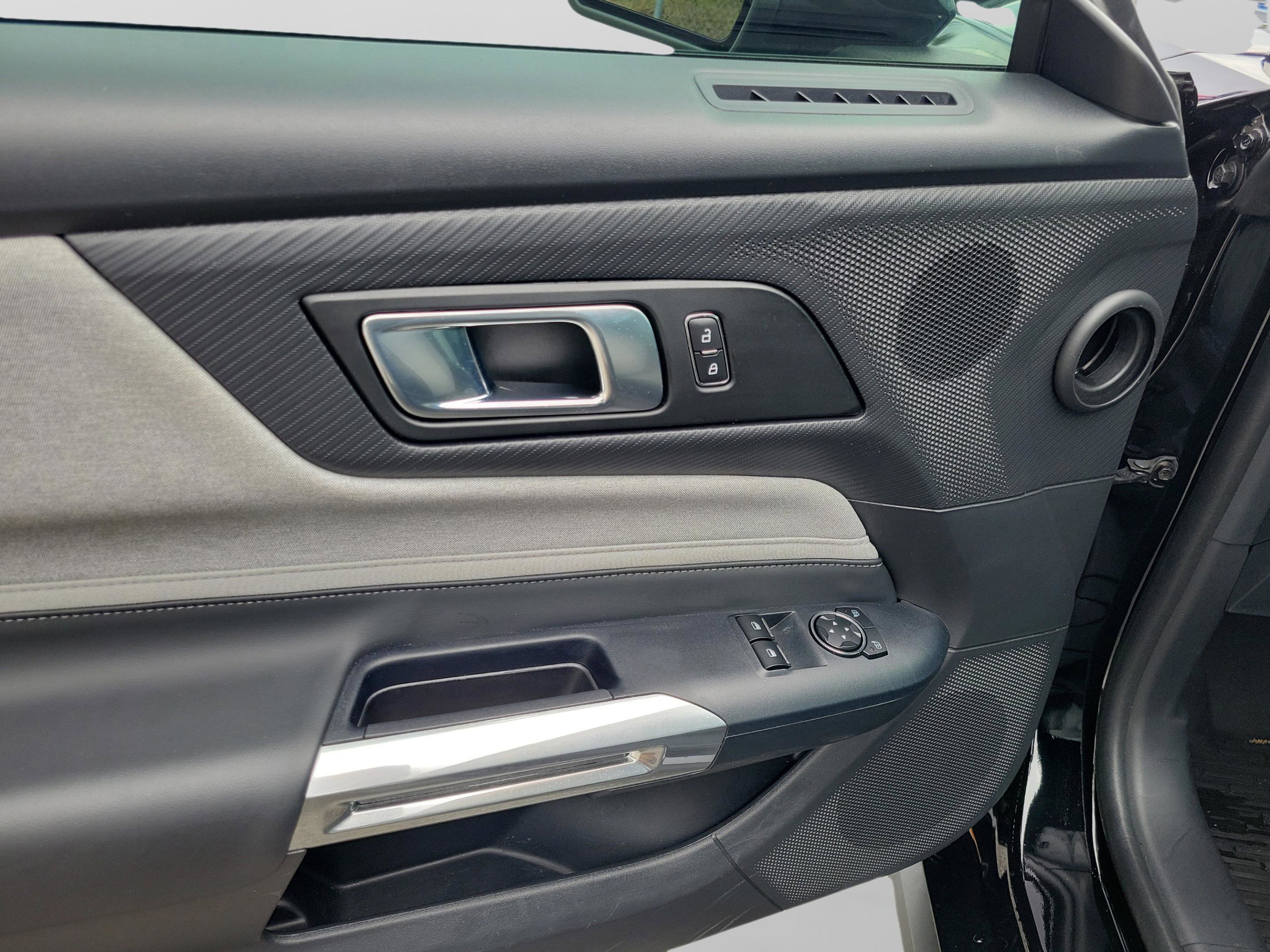 Used 2024 Ford Mustang Coupe RWD image 15