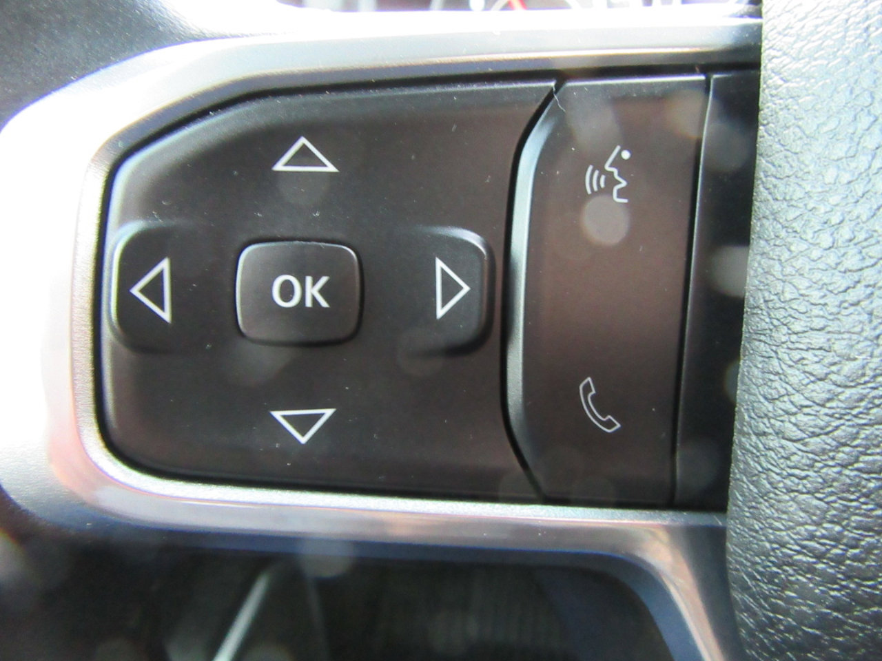 Used 2024 RAM 2500 Laramie image 35