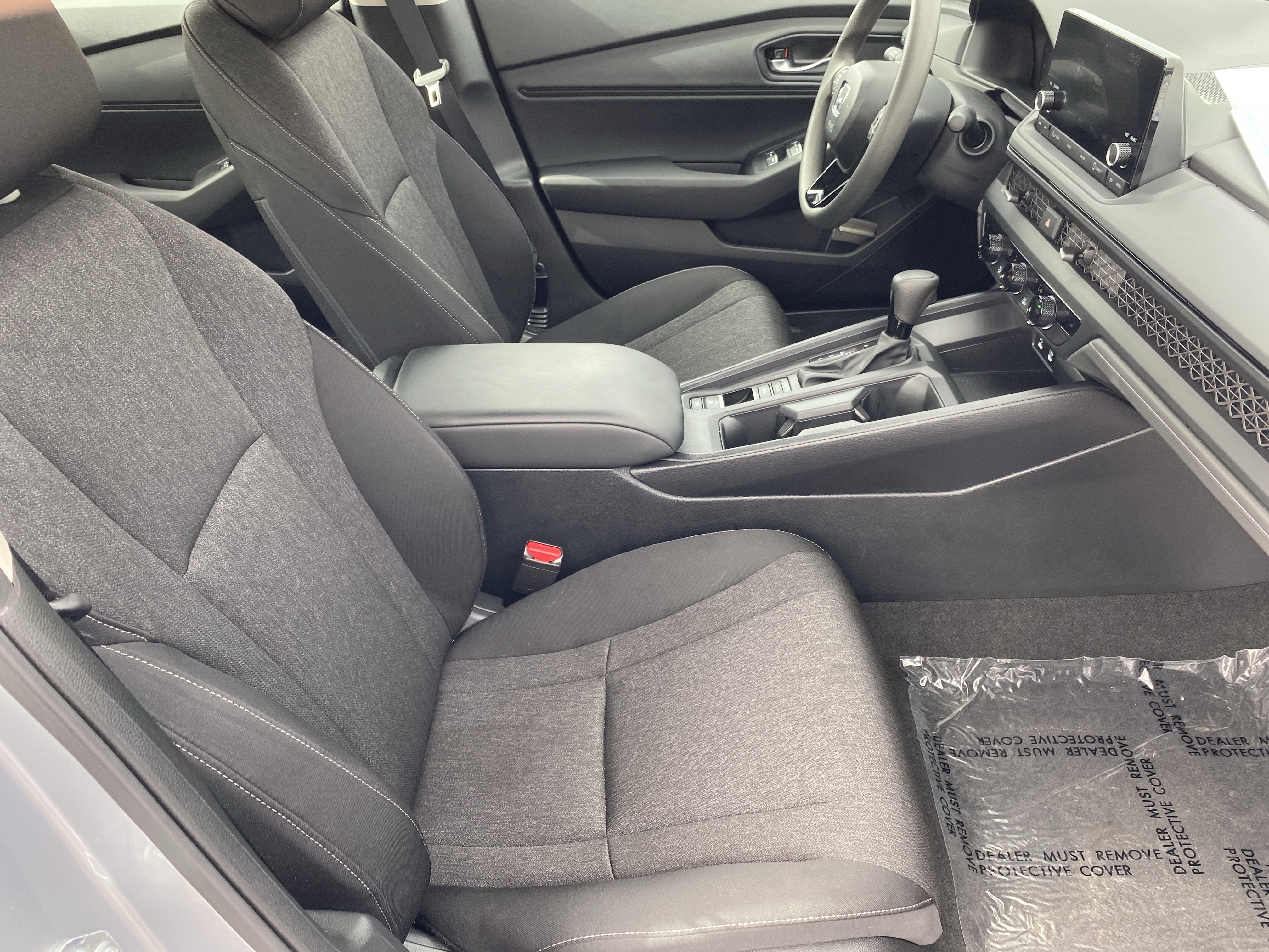 Certified 2025 Honda Accord SE image 9