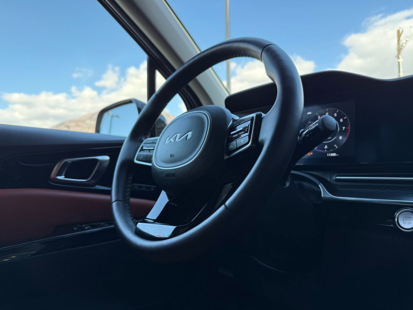 Used 2024 Kia Carnival SX Prestige image 9