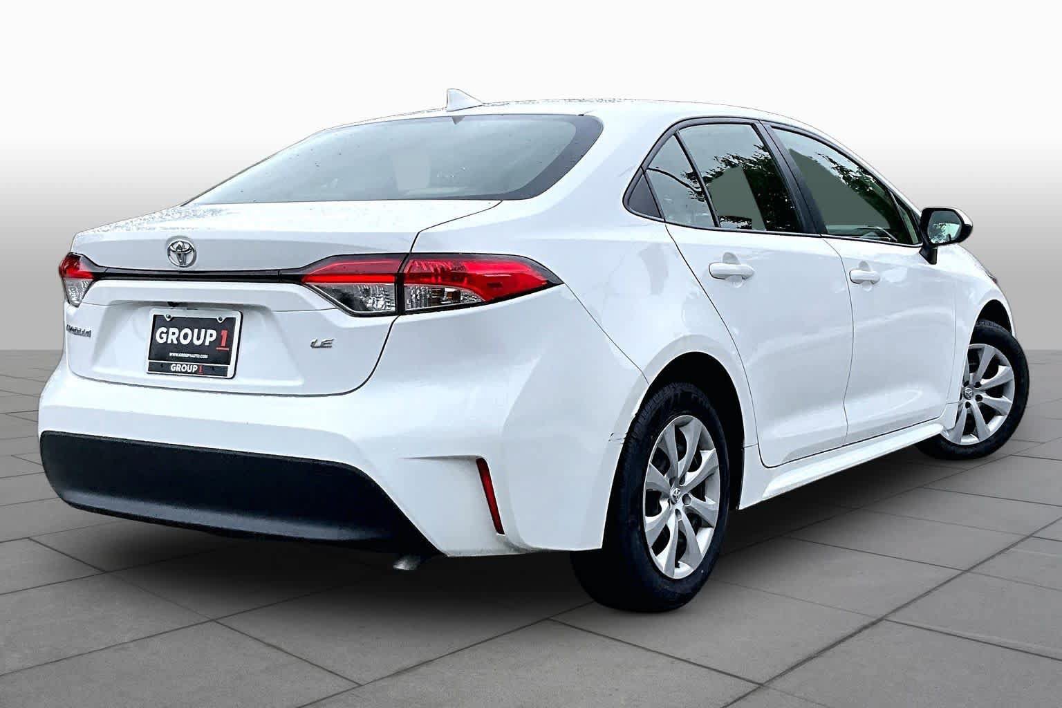 Used 2024 Toyota Corolla LE FWD image 13