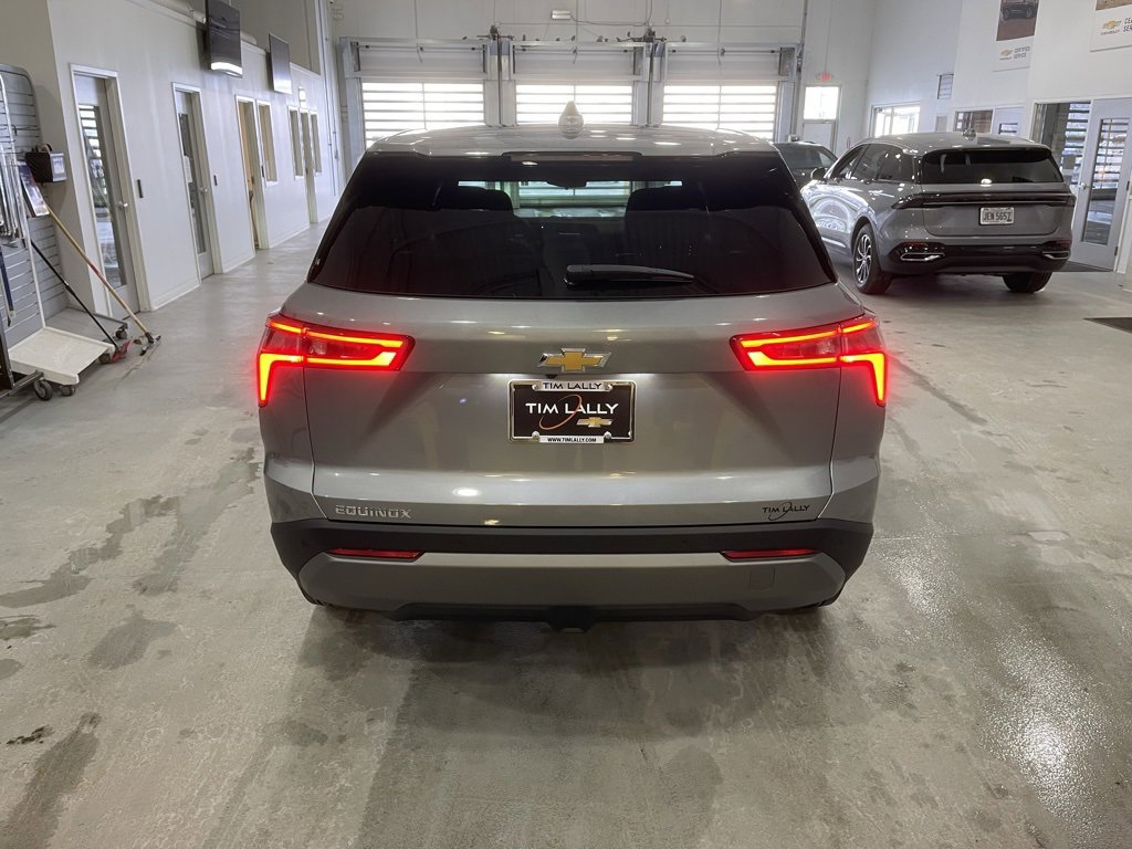 New 2026 Chevrolet Equinox LT image 6