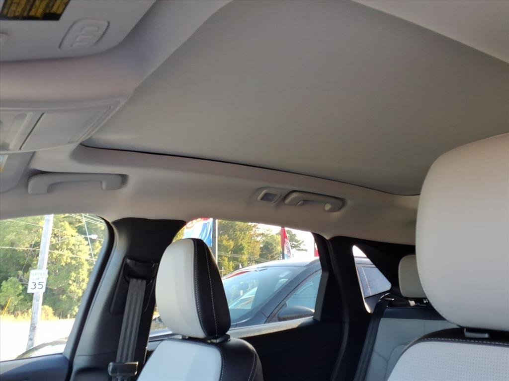 New 2026 Ford Escape SE image 13