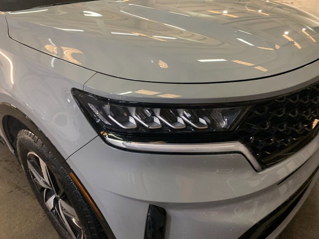 Used 2023 Kia Sorento EX w/ Panoramic Sunroof Package FWD image 35