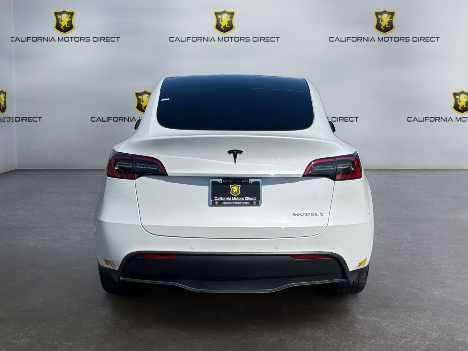 Used 2022 Tesla Model Y Long Range AWD/4WD image 4