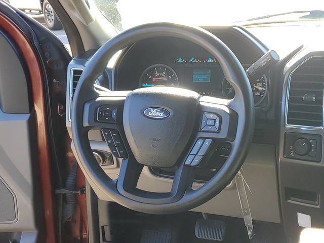 Used 2015 Ford F150 XLT AWD/4WD image 24