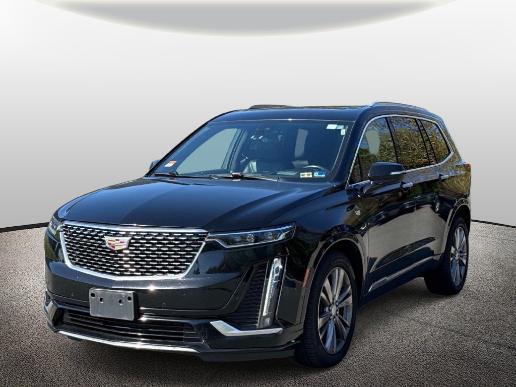 Used 2023 Cadillac XT6 Premium Luxury w/ Technology Package AWD/4WD image 4