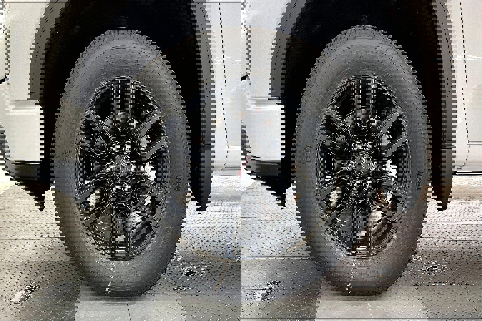 Used 2025 GMC Sierra 1500 Pro w/ Graphite Edition image 14