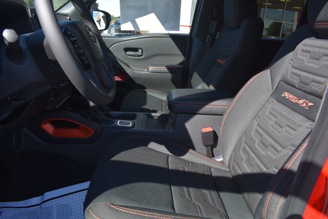 New 2026 Nissan Frontier PRO-4X w/ Pro-4x Convenience Package image 16