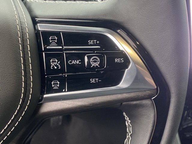 New 2025 Jeep Grand Cherokee L Overland w/ Advanced Protech Group III image 19