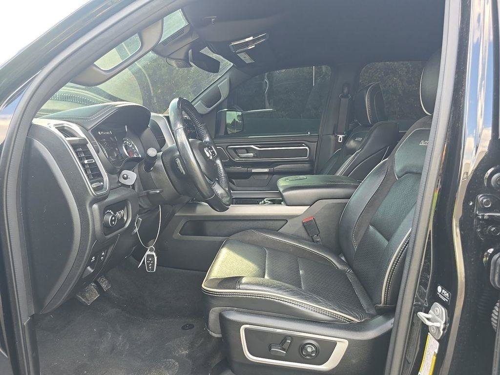 Used 2021 RAM 1500 Laramie AWD/4WD image 12