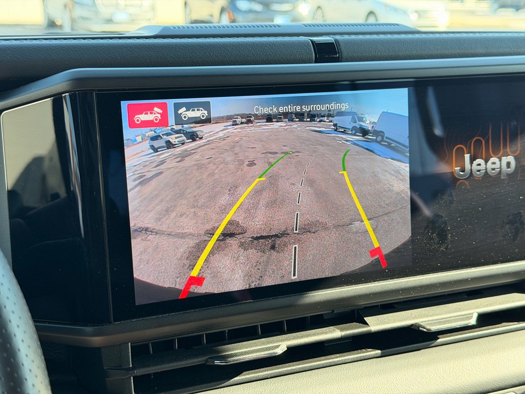 Used 2024 Jeep Wrangler Unlimited Rubicon 392 image 28