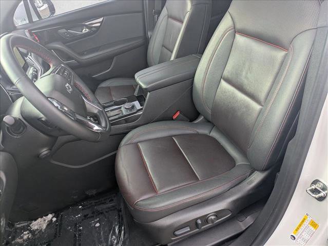 Used 2023 Chevrolet Blazer RS w/ Enhanced Convenience Package image 11