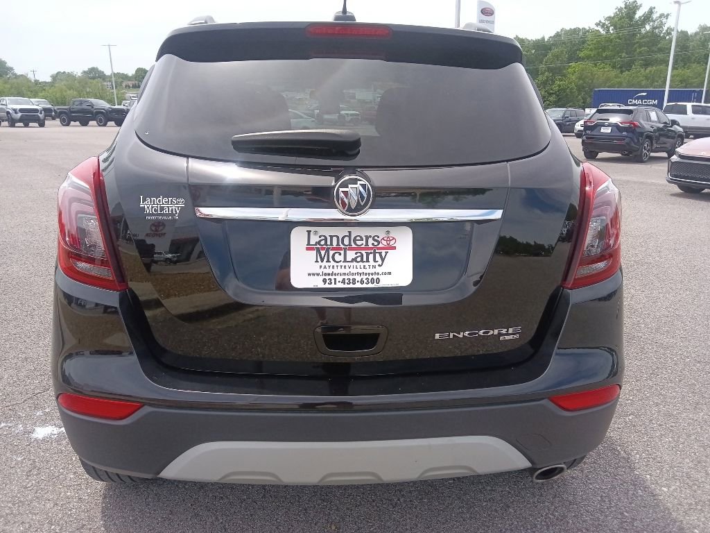 Used 2022 Buick Encore Preferred w/ Safety Package AWD/4WD image 4