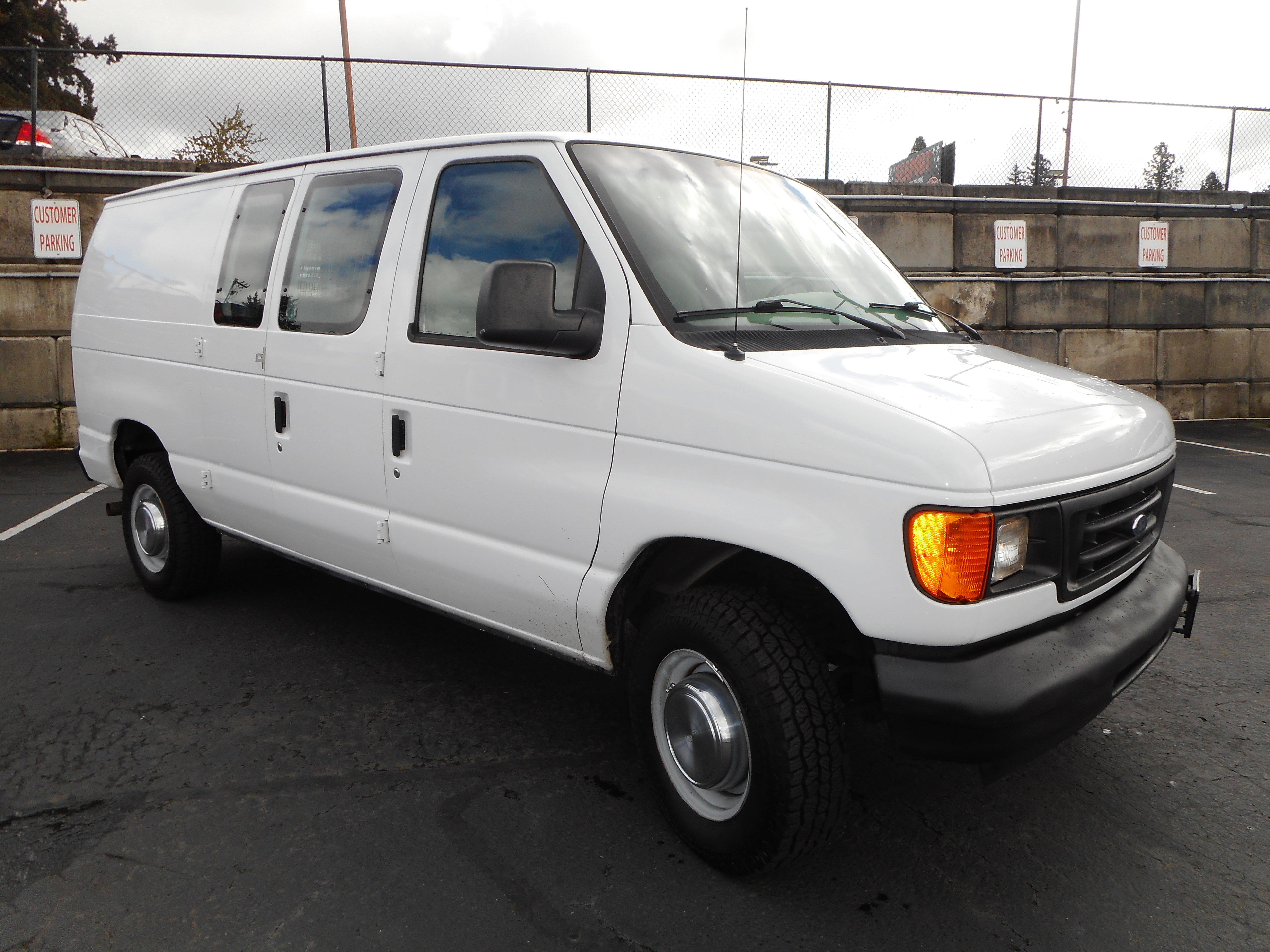 Used 2006 Ford E-250 and Econoline 250