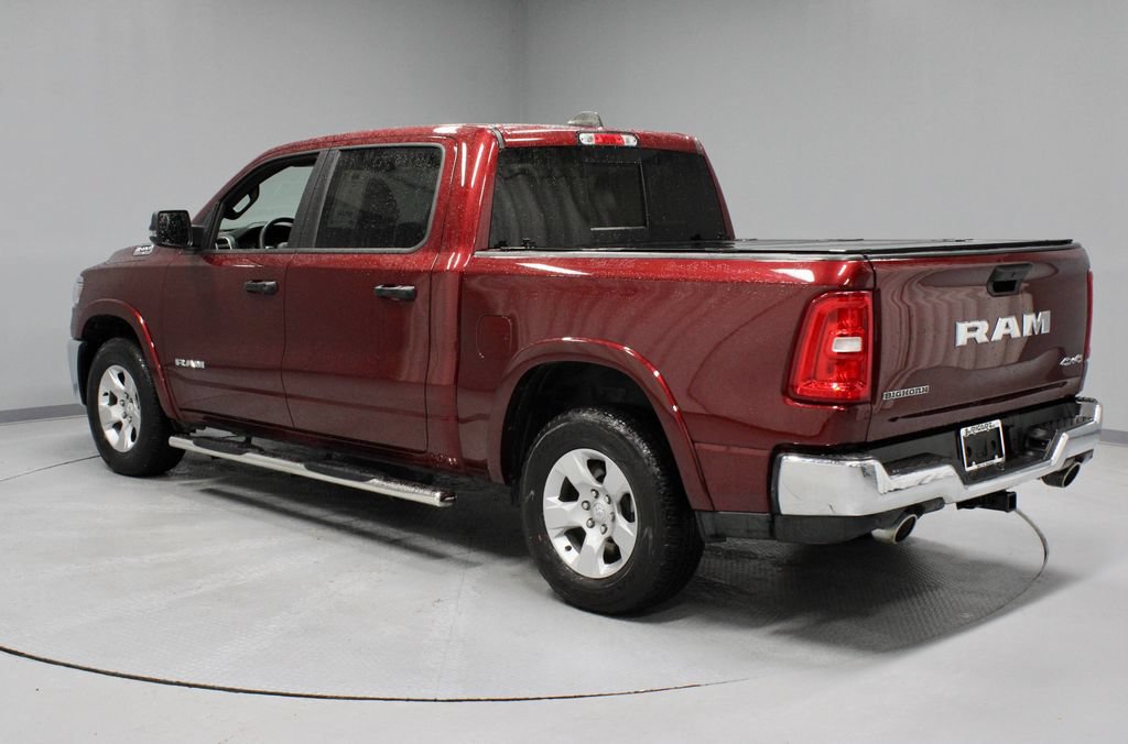 Used 2025 RAM 1500 Big Horn AWD/4WD image 9