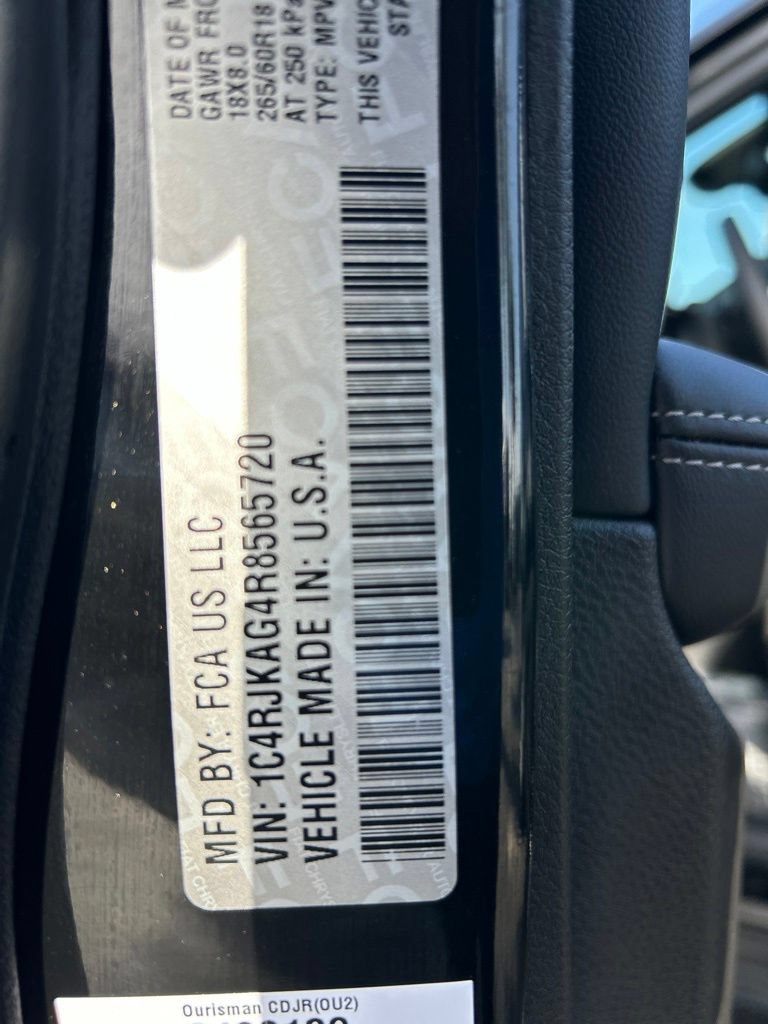 Used 2024 Jeep Grand Cherokee L Laredo AWD/4WD image 47