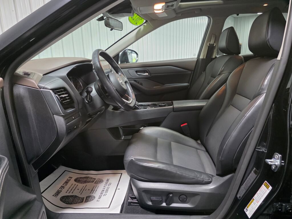Used 2022 Nissan Rogue SV w/ SV Premium Package AWD/4WD image 9
