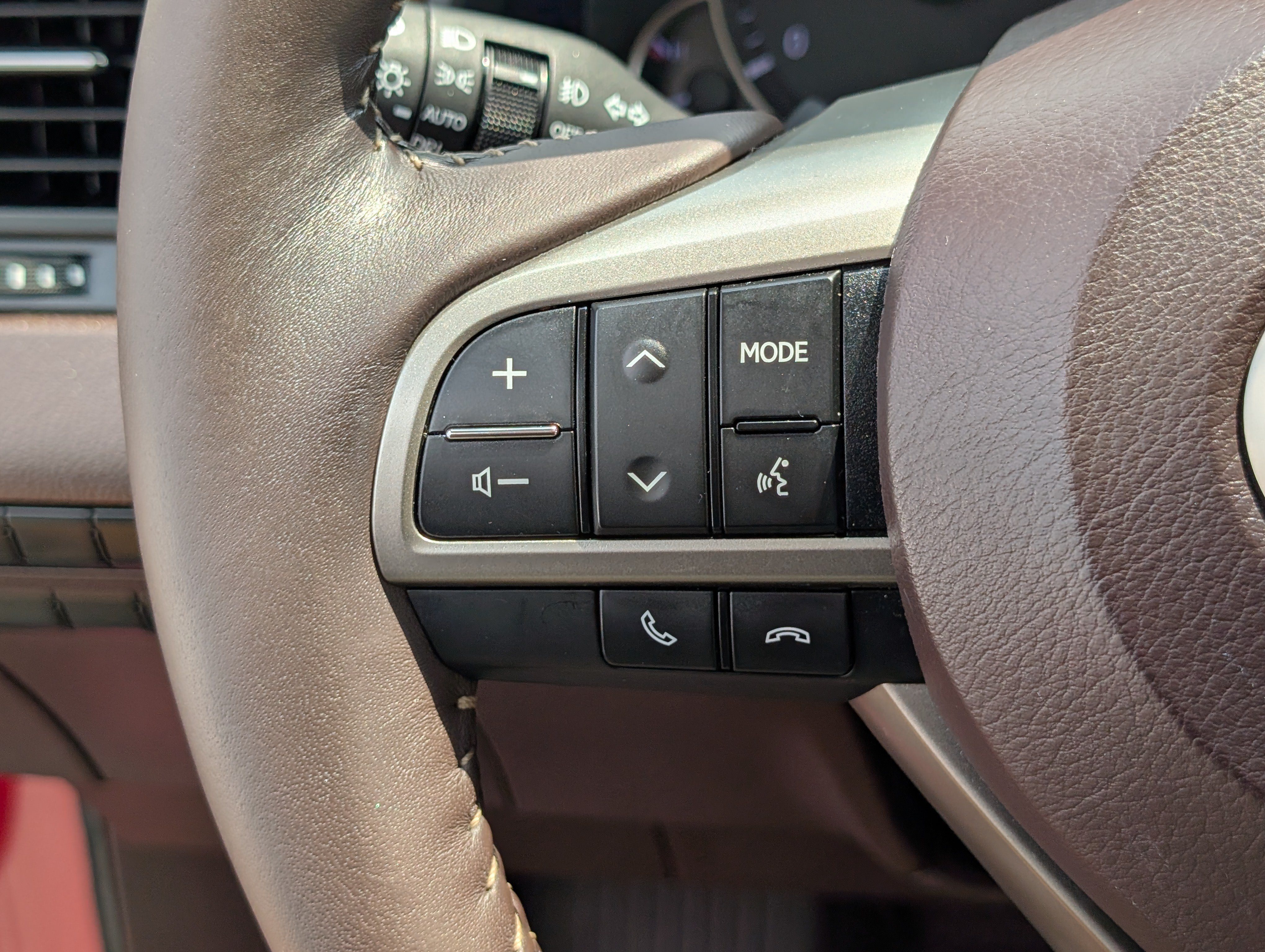 Used 2019 Lexus RX 350 AWD w/ Navigation Package image 24