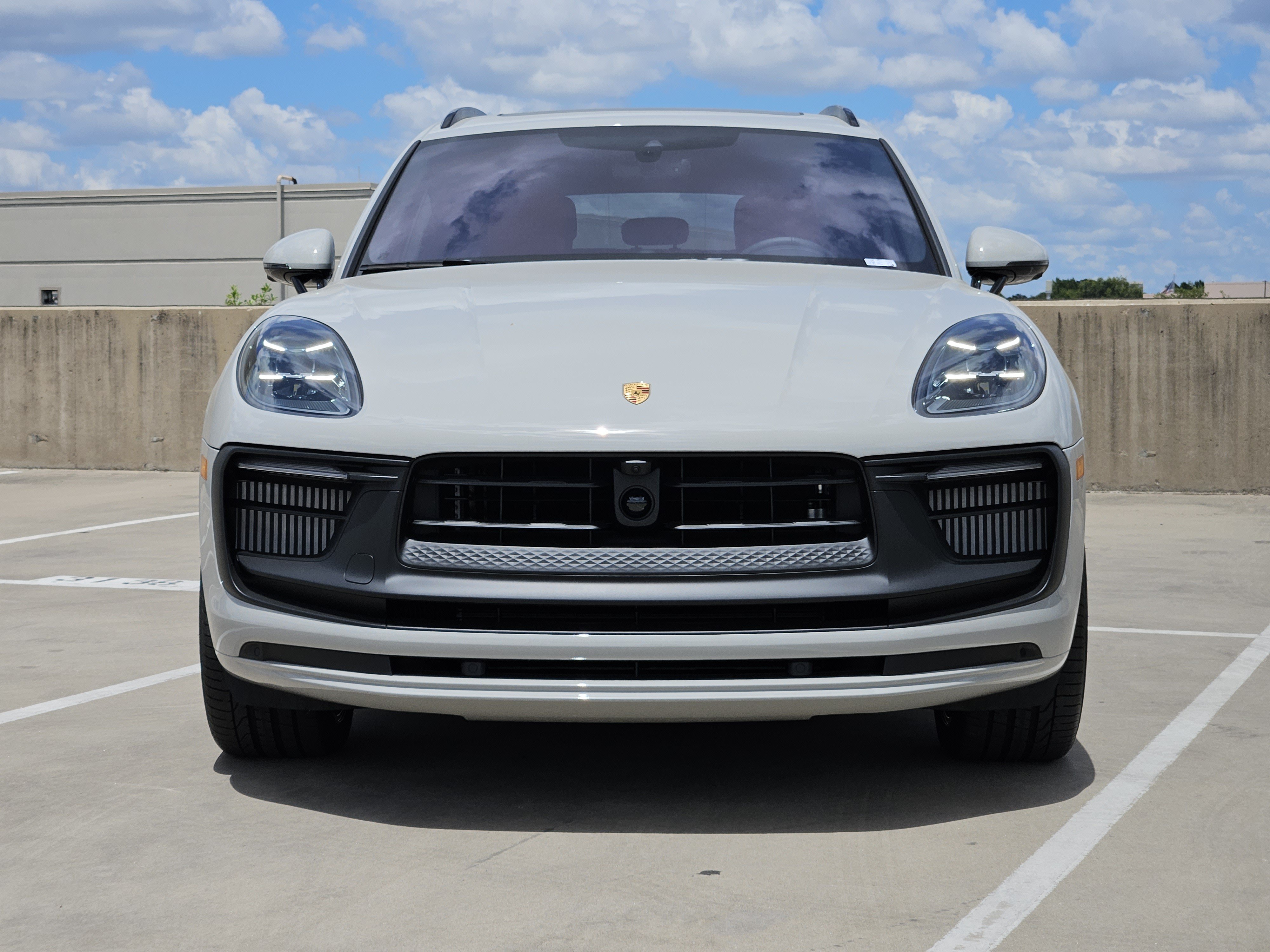 Certified 2026 Porsche Macan GTS AWD/4WD image 11