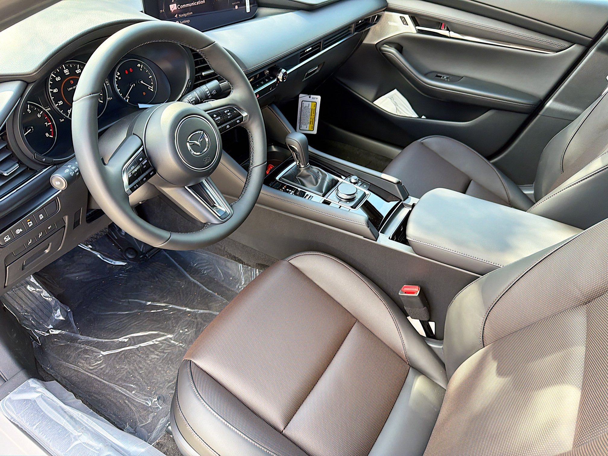 New 2026 MAZDA MAZDA3 Hatchback w/Premium Plus Pkg image 25