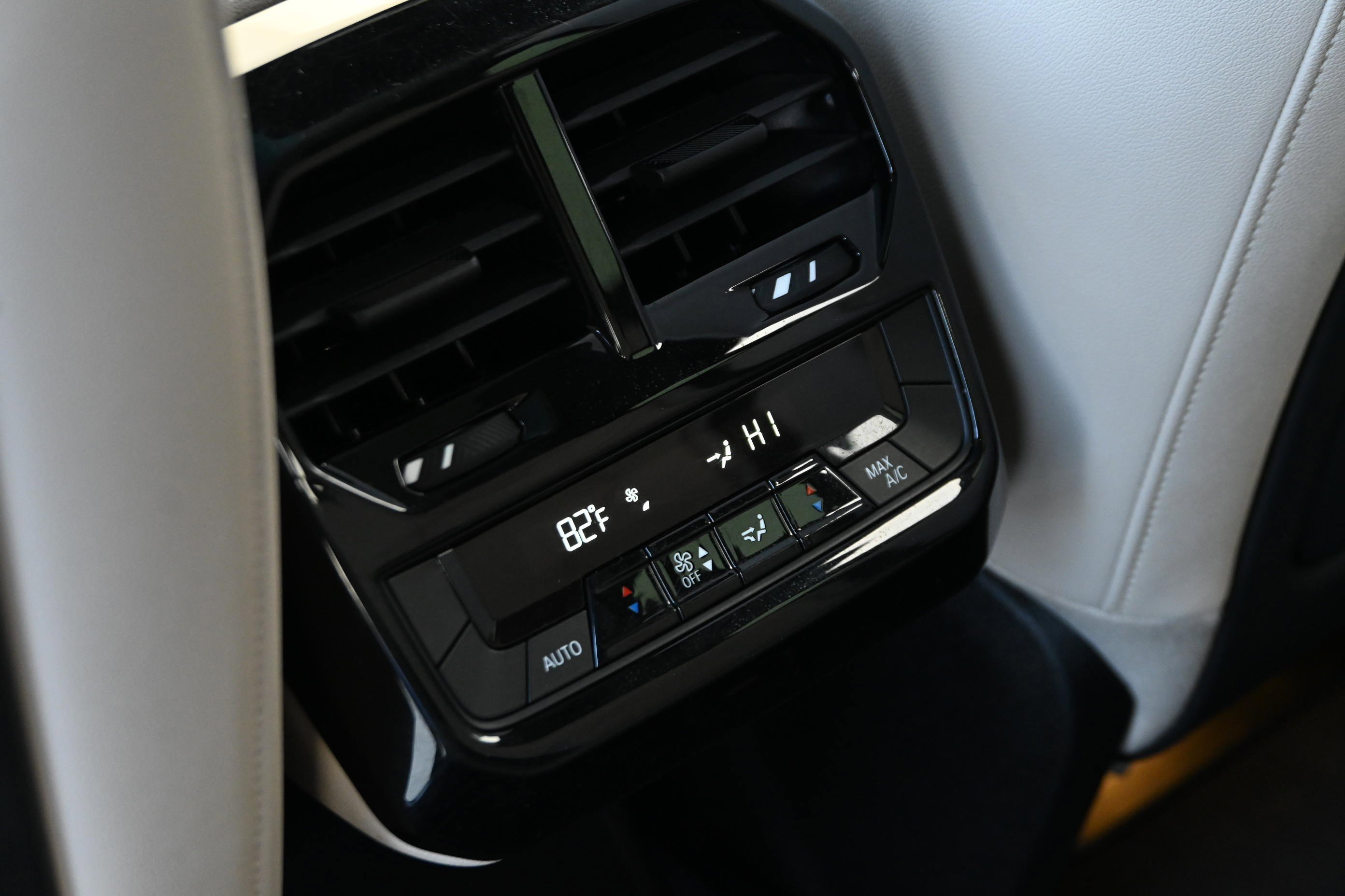 Certified 2024 BMW iX xDrive50 w/ Sport Package image 28