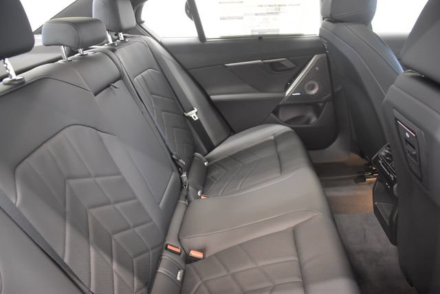 New 2027 BMW 550e xDrive w/ Executive Package AWD/4WD image 17