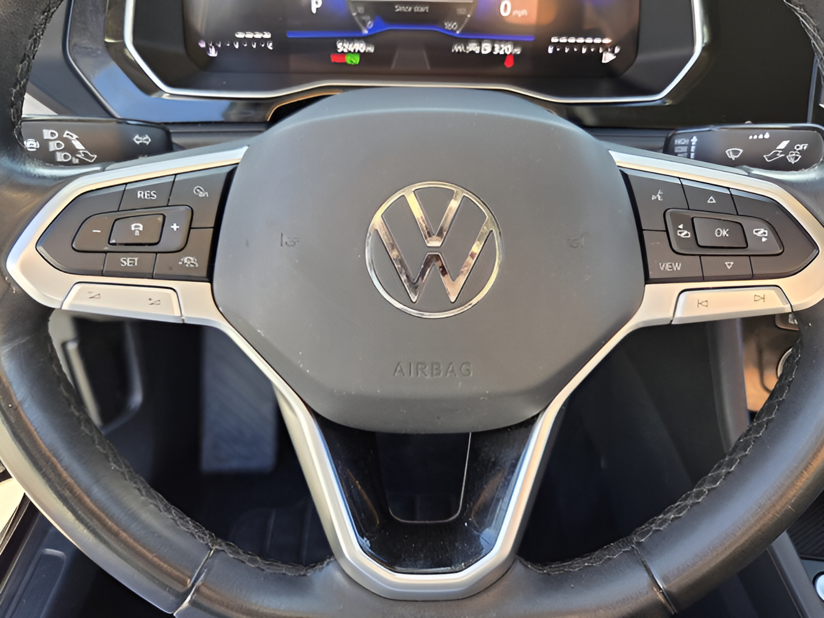 Used 2024 Volkswagen Jetta SE FWD image 23