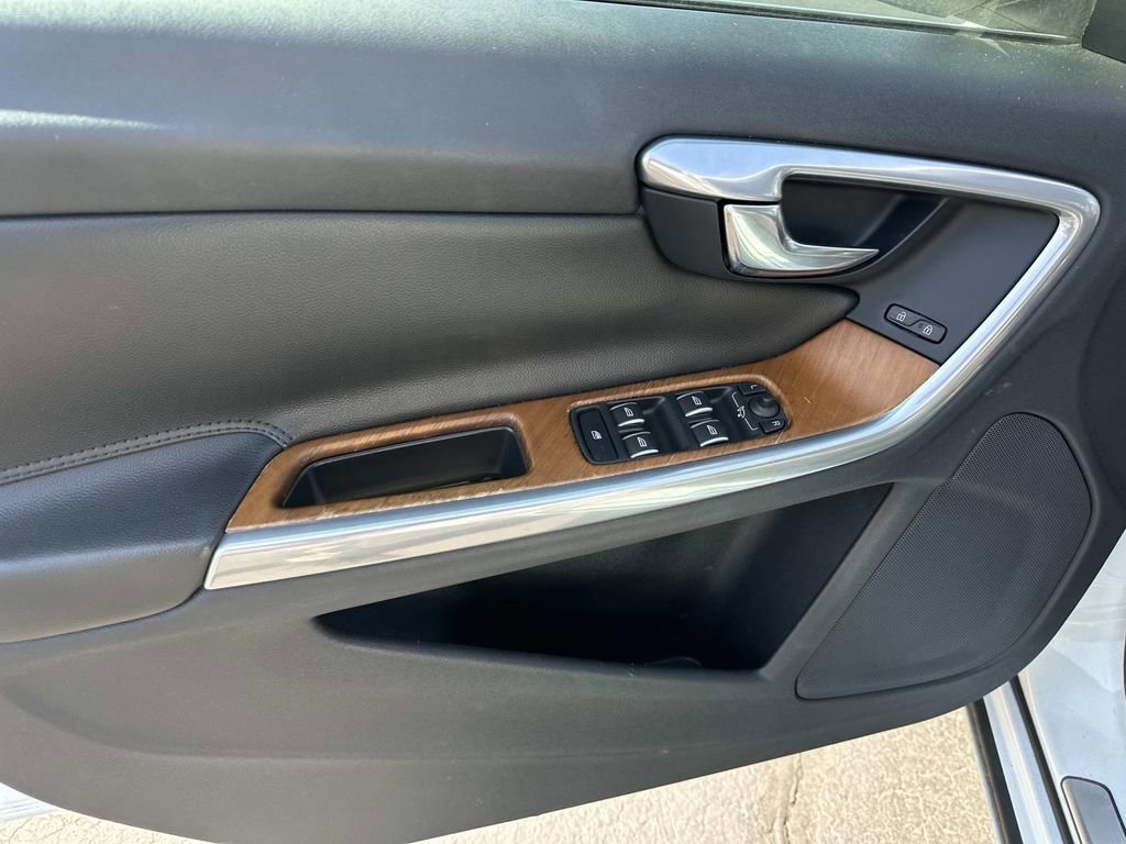 Used 2016 Volvo S60 T5 Premier FWD image 15