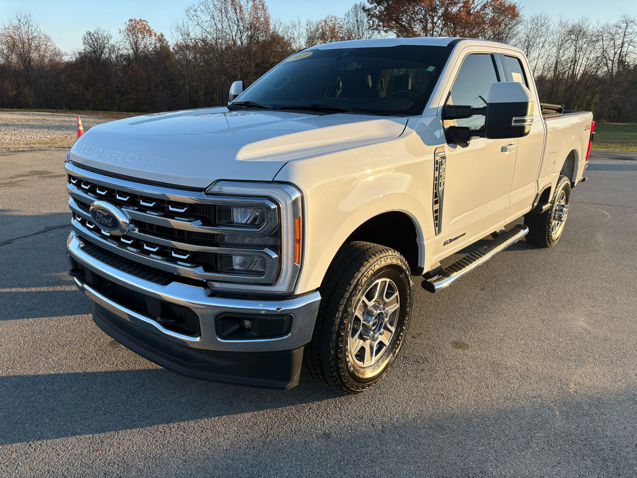 Used 2023 Ford F350 Lariat image 8