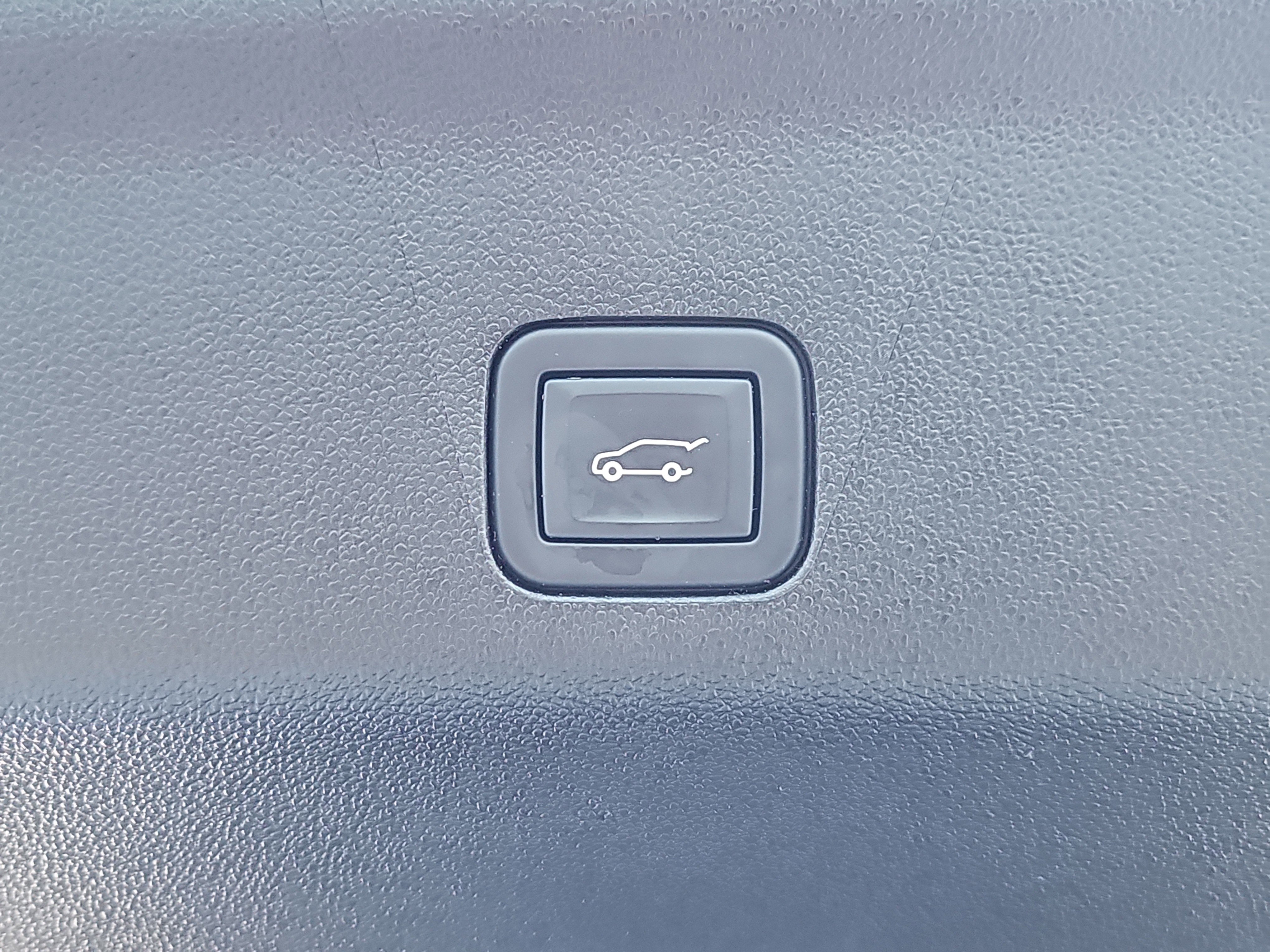 Used 2024 Chevrolet Tahoe RST w/ Luxury Package image 20