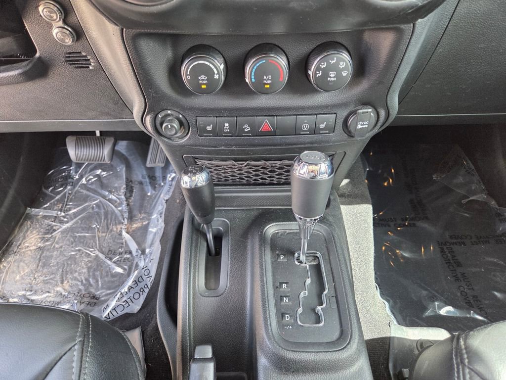 Used 2018 Jeep Wrangler Altitude image 26