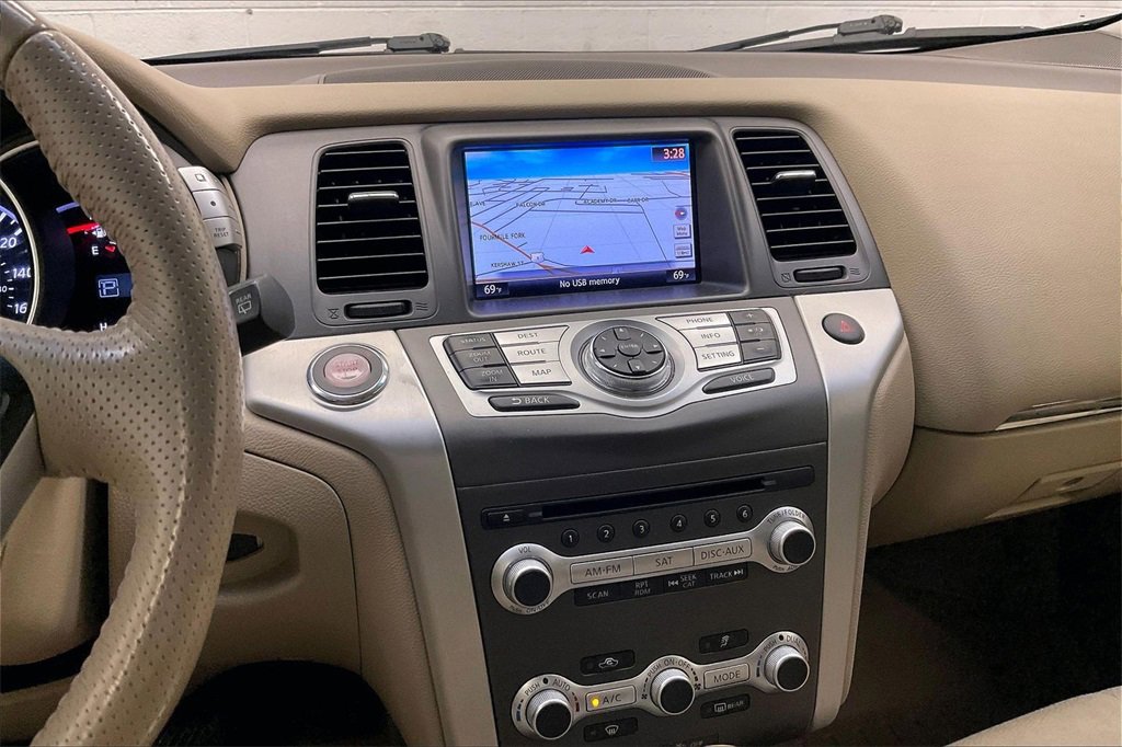 Used 2013 Nissan Murano SV w/ Value Pkg image 4