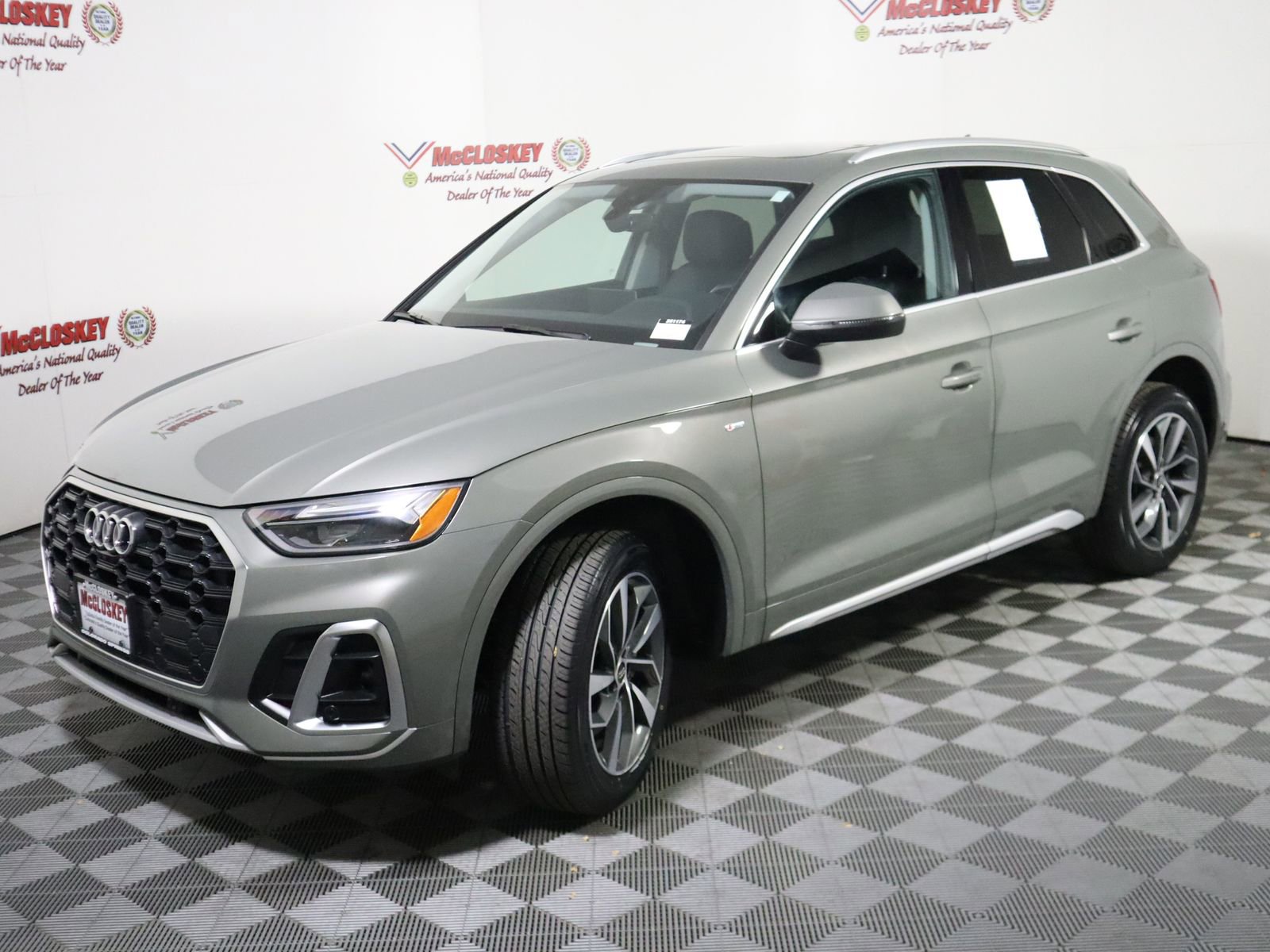 Used 2024 Audi Q5 2.0T Premium Plus image 17