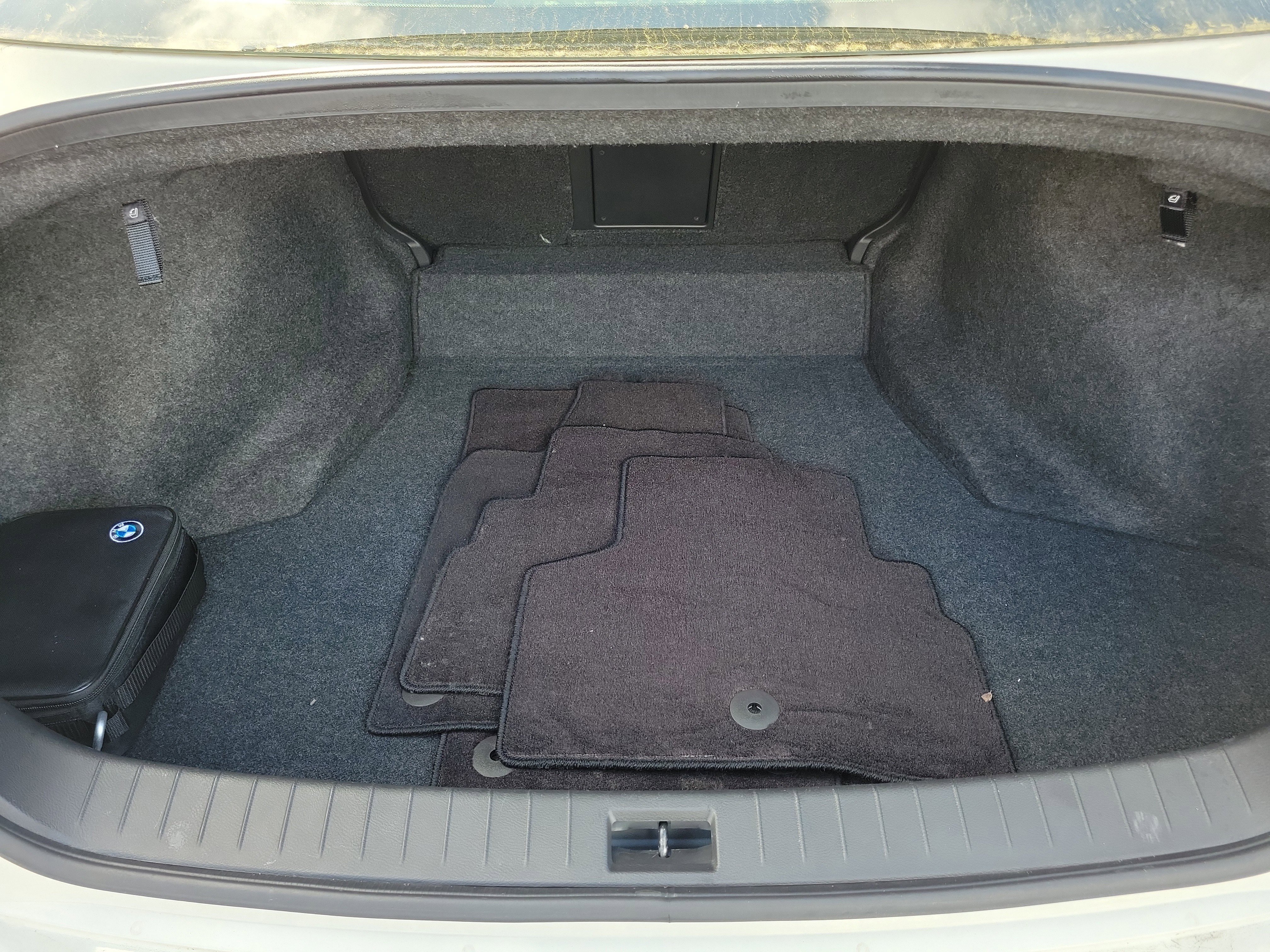 Used 2019 INFINITI Q50 Luxe w/ Essential Package (3.0T Luxe) image 7