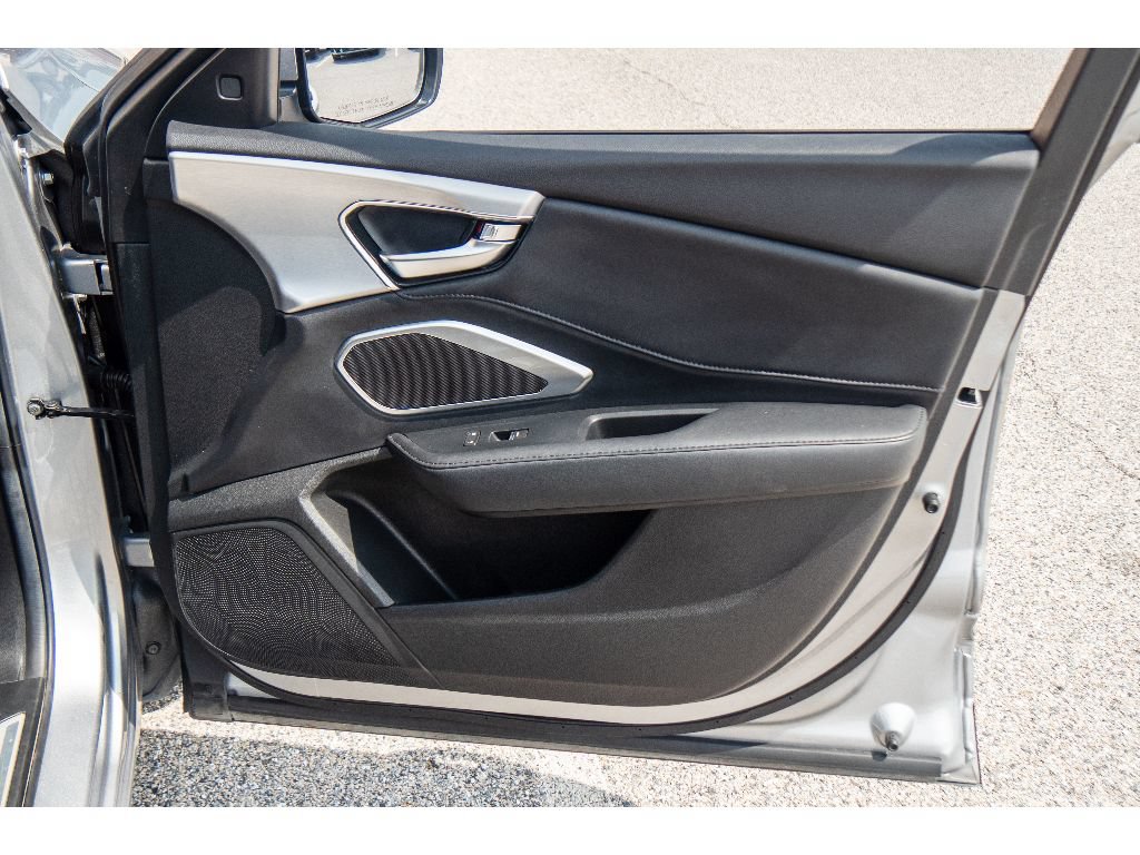 Used 2024 Acura RDX SH-AWD image 17