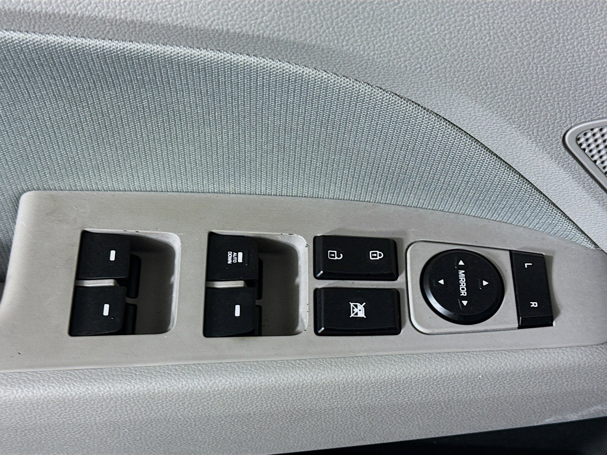 Used 2018 Hyundai Elantra SEL image 23